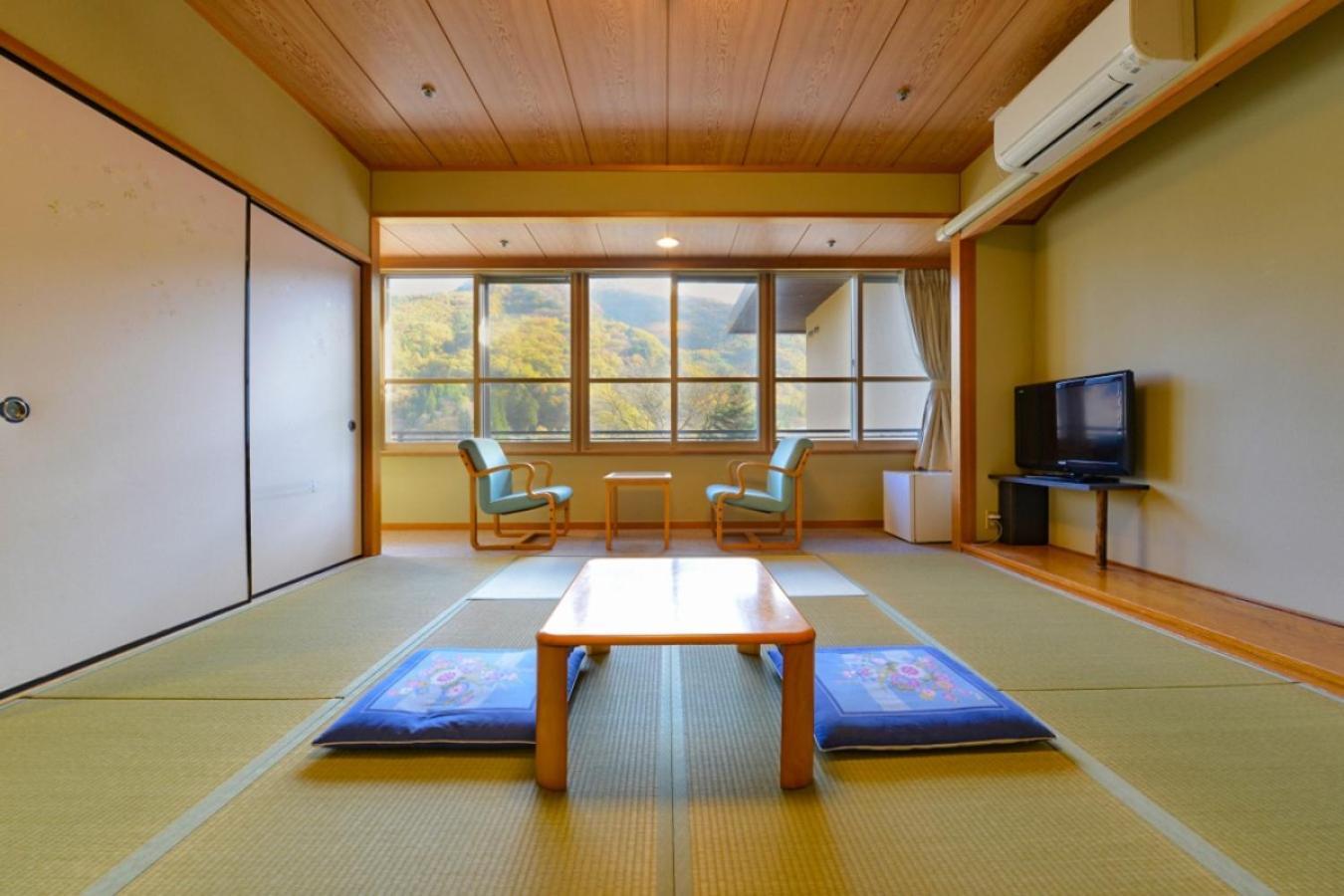 Ooedo Onsen Monogatari Shinshu Kakeyu 호텔 우에다 객실 사진